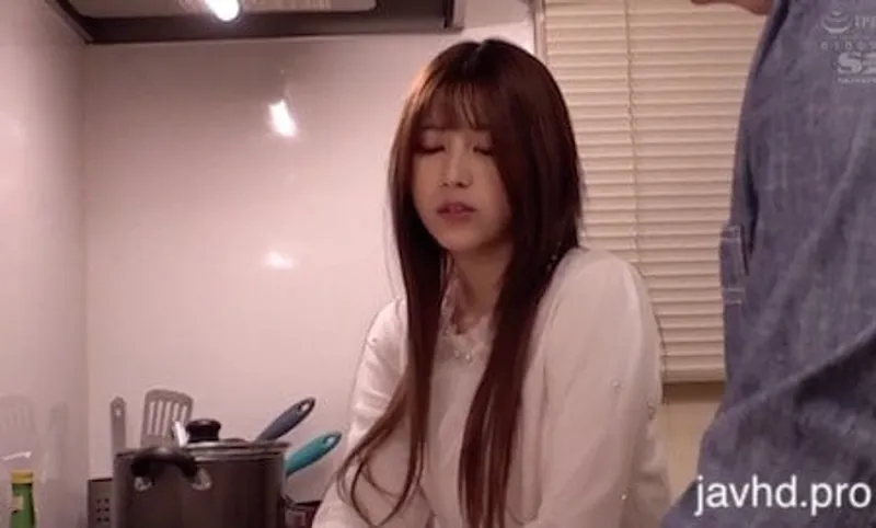 [ssis-010] lỡ yêu cô bạn thân của ghệ riri nanatsumori